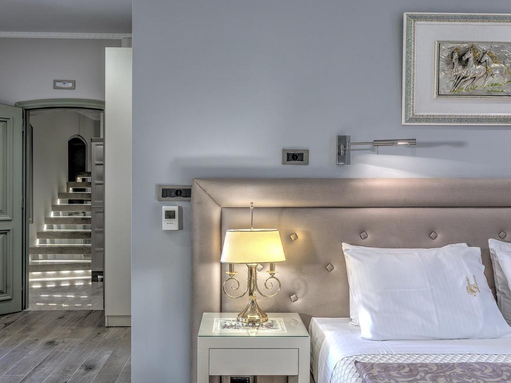 Fiscardonna Luxury Hotel 4*